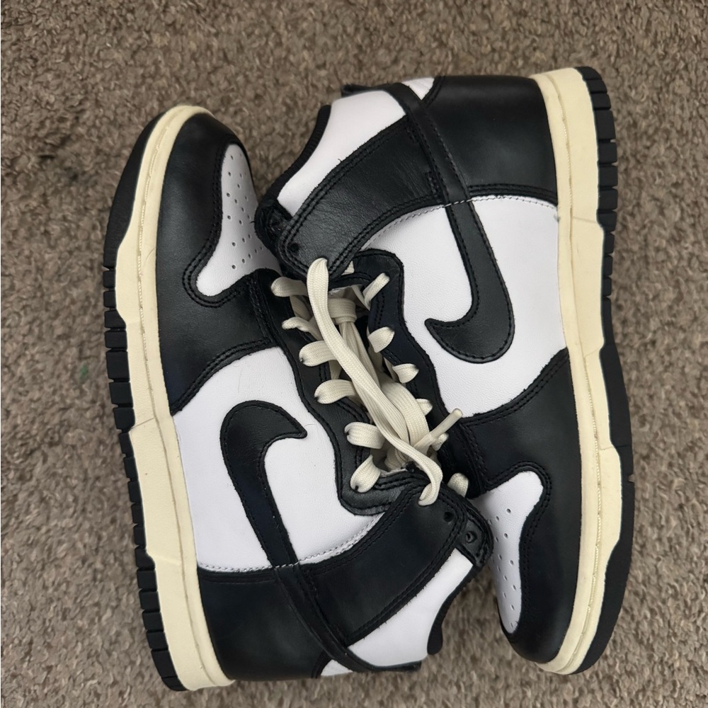 Women’s Nike Dunk High